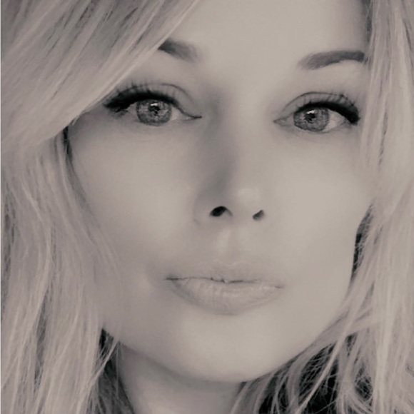 Meet your Posher, Corey - Picture 1 of 1